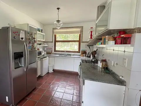 VENTA CASA 6 AMBIENTES CAMPOS DE ROCA