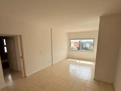 Belgrano  al 100 - Piso 4