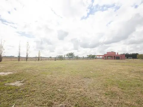 Terreno en Venta 27  mts Fondo