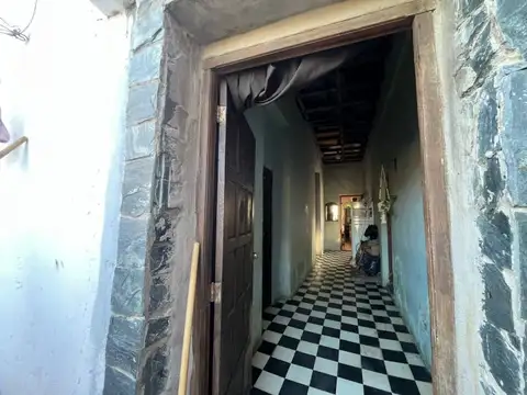 sargento  ponce y pasaje muñiz , Piso 0