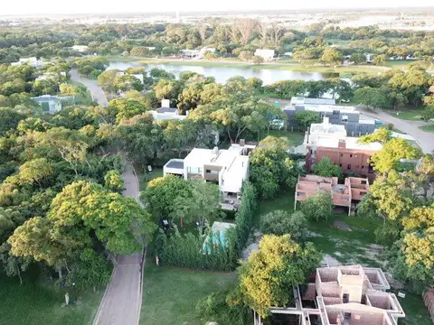 Terreno en Venta 20  mts Frente