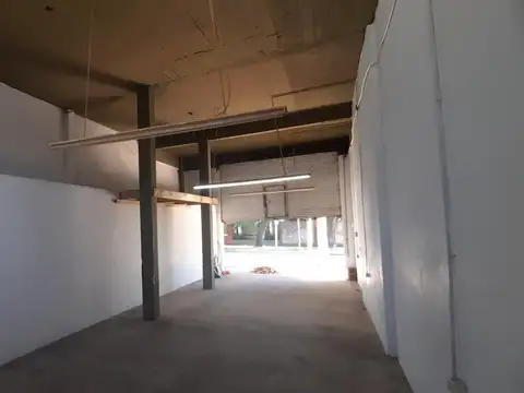 Local en Alquiler en Burzaco, $ 700.000