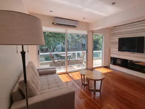 Hermoso y luminoso 3 ambientes a mts del Polo con cochera fija! Excelente ubicacion