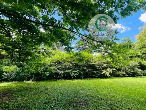 Casa Quinta en Francisco Alvarez. Moreno.