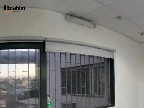 Oficina en Alquiler en Centro, $ 150.000