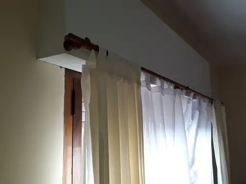 Venta Casa 3 Amb, c/Jardín en R.Escalada, Lanus