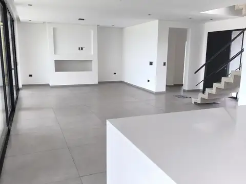 Casa en Venta en Horizontes al Sur, USD 312.000