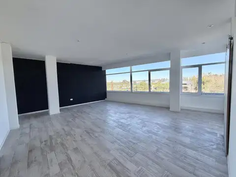 Oficina en Alquiler y Venta - Delta Center, Tigre