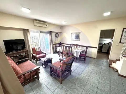 Depto Tipo Casa en Venta de 3 dormitorios