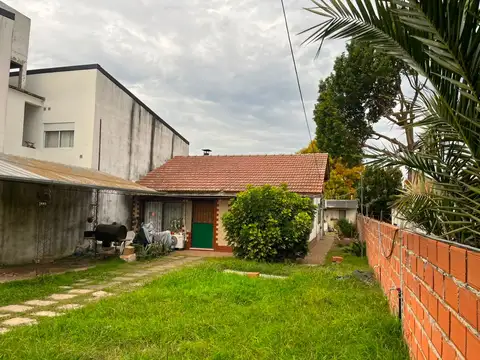 CASA EN VENTA BENAVIDEZ CENTRO