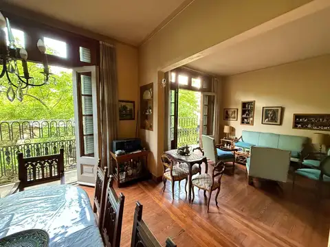Departamento 5 ambientes con 2 baños