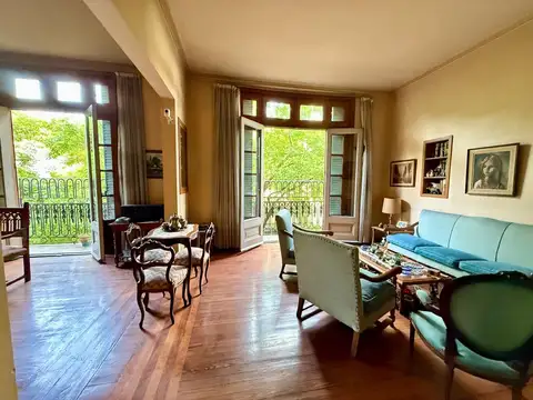 Departamento 5 ambientes con 2 baños