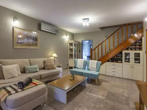 CHALET en venta excelente ubicación. Lomas centro