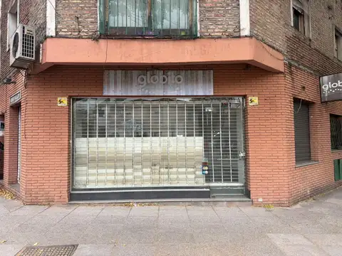 Local en Alquiler en Nuñez, $ 3.200.000