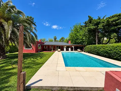 Casa en Venta, Barrio Parque Exaltación - Exaltación de la Cruz.