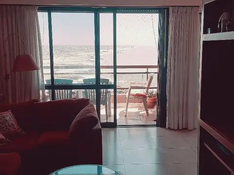 Departamento 4 ambientes con 3 baños