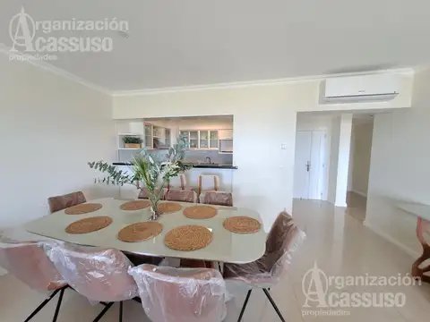 Departamento en Venta en Playa Mansa, USD 850.000