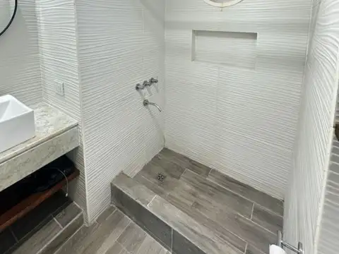 Monoambiente Reciclado en inmejorable Ubicación - Recoleta - Ideal Renta