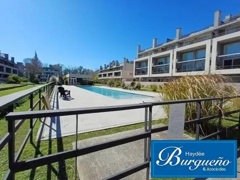 Departamento dos ambientes en Venta en Campus Vista