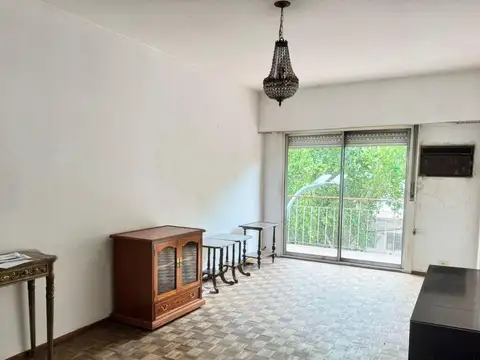 RESERVADO! Venta de Departamento 4 Ambientes con Bajas Expensas! en Balvanera
