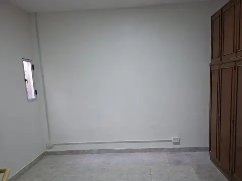 PH 3 amb en Alquiler en Pasaje  Daguerre  4800- Parque Avellaneda Sin Expensas. Alquiler $900.000