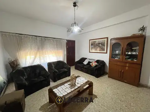 Casa en Alquiler en Jose Leon Suarez, $ 800.000