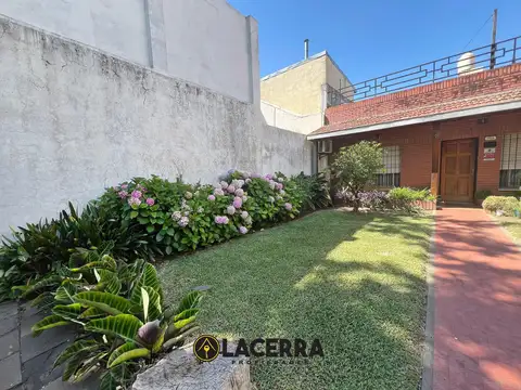 Casa en Alquiler en Jose Leon Suarez, $ 800.000
