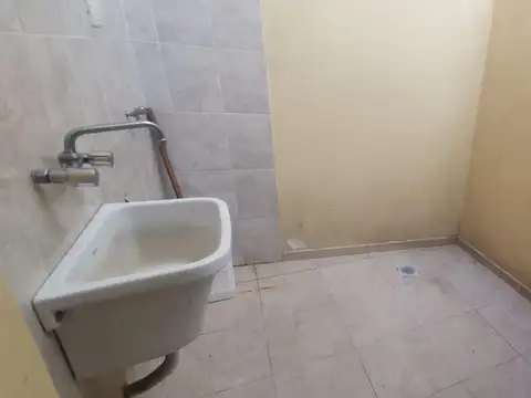 Depto Tipo Casa en Alquiler en Ciudadela, $ 500.000