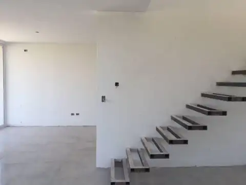 Casa en venta El Canton -MAROTO PROPIEDADES-
