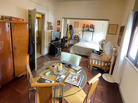 Depto Tipo Casa 3 ambientes con 2 baños