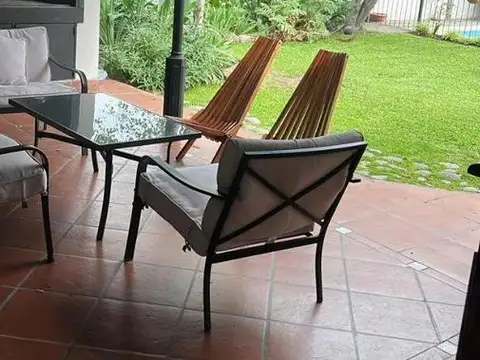 Casa 4 ambientes con 3 baños