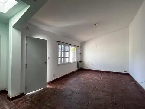 Casa en Alquiler en Jose Clemente Paz, $ 700.000