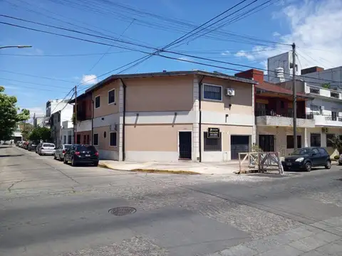 Liniers Impecable 5 Dormitorios Garaje Patio y Quincho