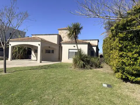 Casa en Puertos del Lago