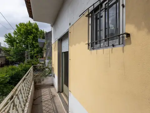 Depto Tipo Casa en Venta con 1 cocheras