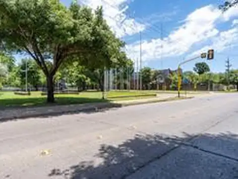 Terreno en Venta 42  mts Fondo