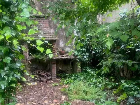 CASA A REFACCIONAR O DEMOLER IDEAL INVERSORES 