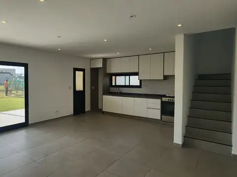 Casa en Alquiler en Countries y Barrios Cerrados en Fatima, USD 1.400