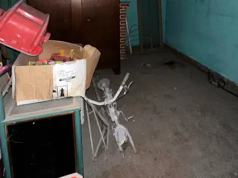 Venta local deposito castelar