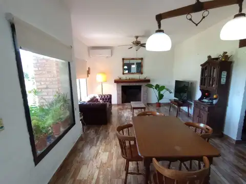 VENTA CASA 5 AMB A LAGUNA SAN FRANCISCO VILLANUEVA