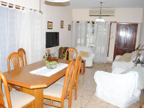 Casa en Venta en Quilmes, USD 110.000