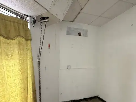 LOCAL COMERCIAL EN ALQUILER  EN PARQUE CHACABUCO