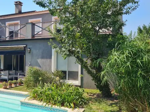 Casa en Venta de 4 dormitorios