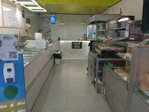 Excelente Rotiseria Oliva Sin Competencia En La Zona De San Nicolas Caba.