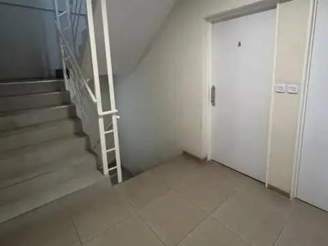 SAN NICOLAS 1628 , Piso 1