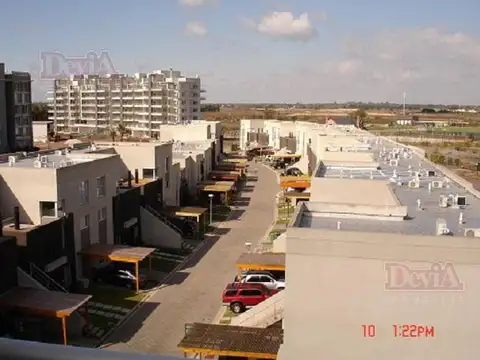 Departamento en Alquiler con 1 cocheras