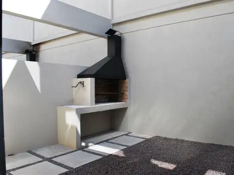 Departamento en Venta en Villa Adelina, USD 225.000