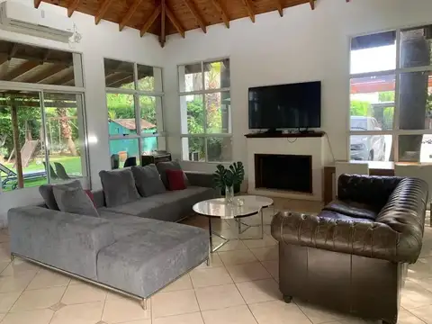 Casa en Venta en La Pradera I, USD 450.000