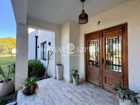 Casa en Venta en Lujan, USD 250.000