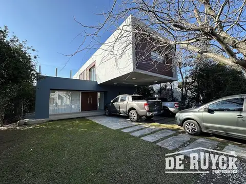 Casa 4 ambientes en Las Acacias, Hudson